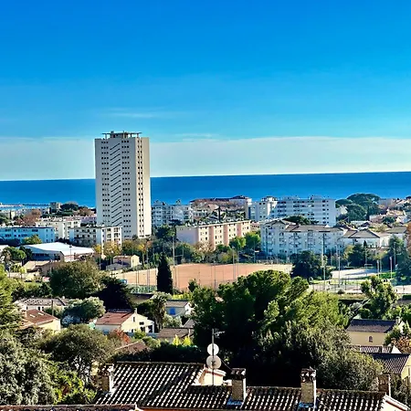Horizons - Maison Familiale Vue Avec Piscine 15mn A Pieds De La Ferienhaus *