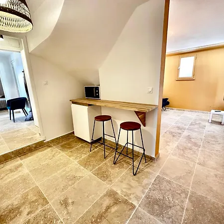 Horizons - Maison Familiale Vue Avec Piscine 15mn A Pieds De La Ferienhaus